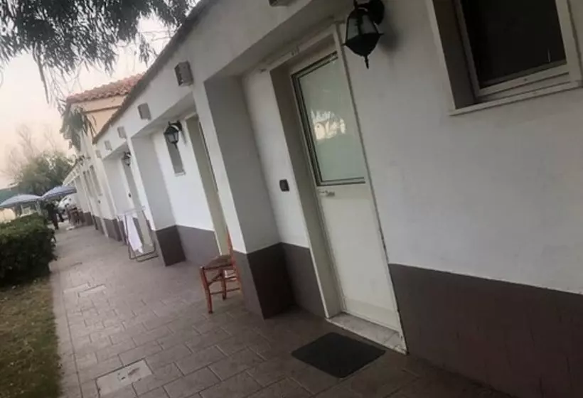 هتل Villaggio Albergo Internazionale La Plaja