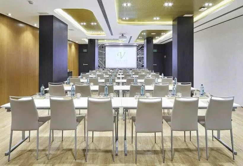 Отель Vincci Gala