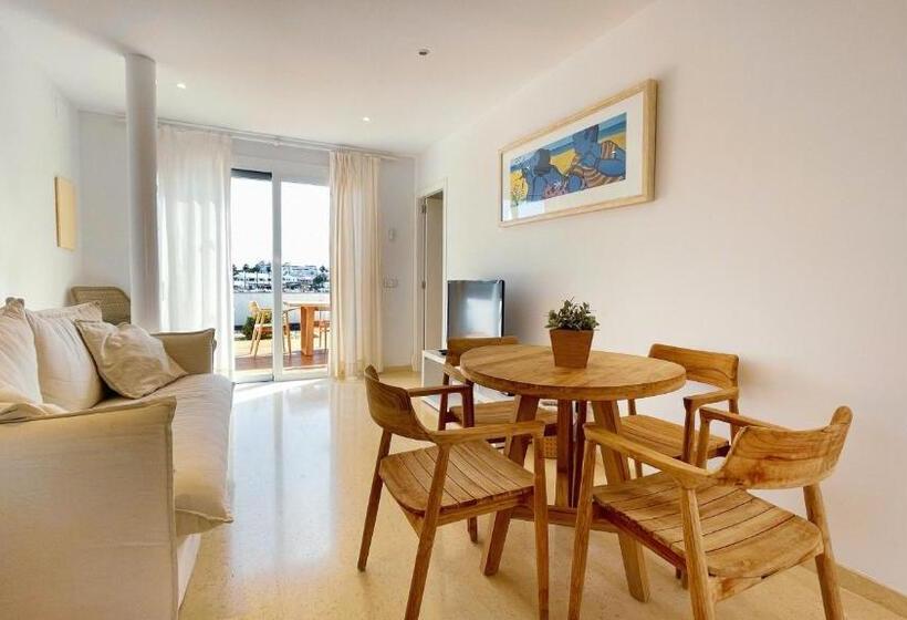 Lago Resort Menorca  Villas & Bungalows Del Lago