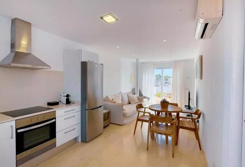 Lago Resort Menorca  Villas & Bungalows Del Lago