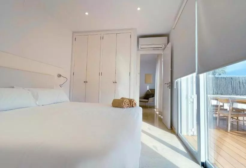 Lago Resort Menorca  Villas & Bungalows Del Lago