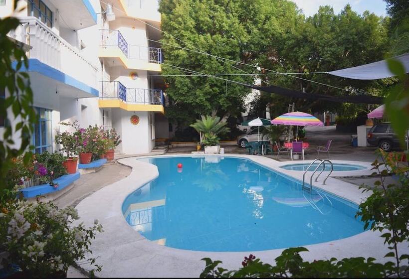 هتل Departamentos Amueblados Campestre