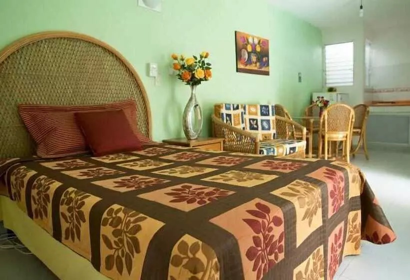 ホテル Departamentos Amueblados Campestre