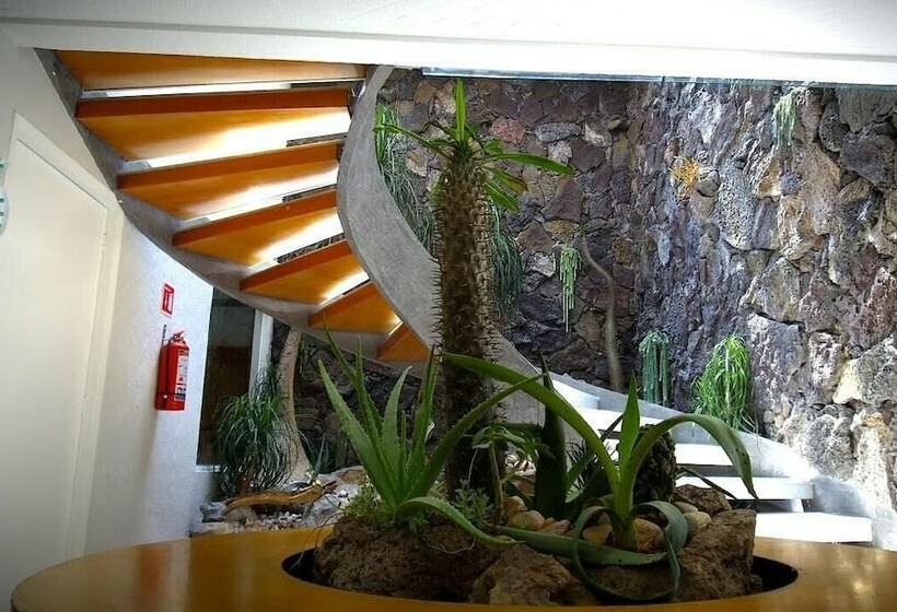 هتل Estancia Boutique O