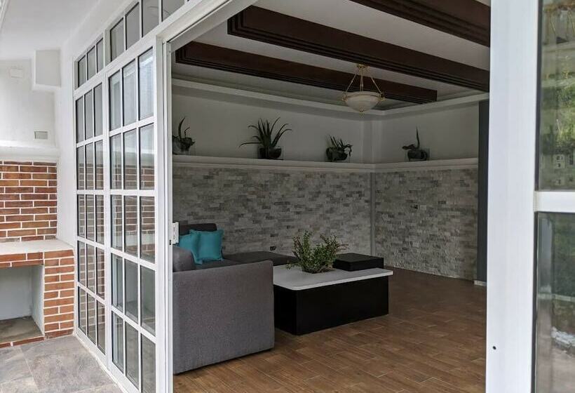 هتل Estancia Boutique O