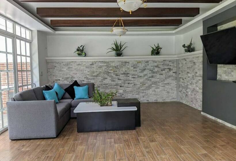 هتل Estancia Boutique O