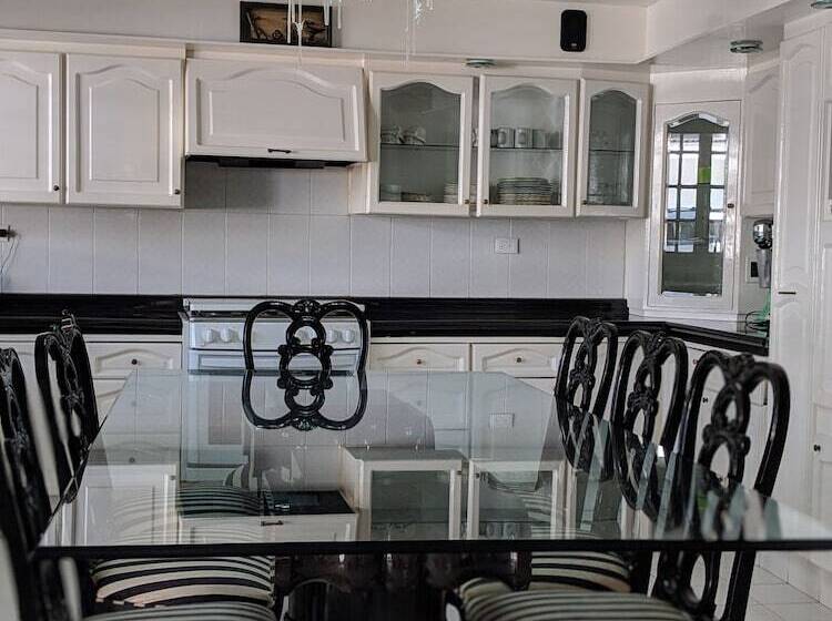 هتل Estancia Boutique O