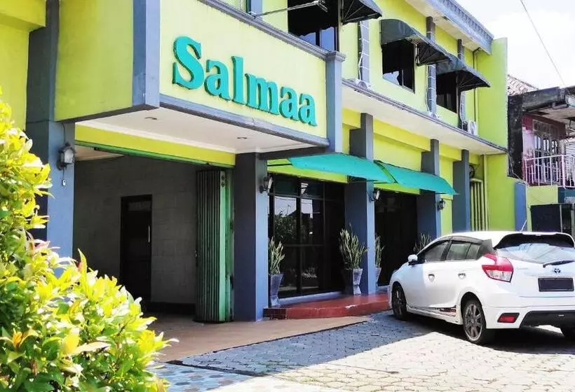 ホテル Salma Syariah Mitra Reddoorz Near Terminal Baru Kediri
