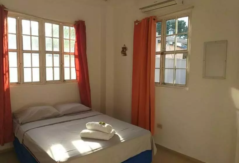 Majatalo Kilian Beach House