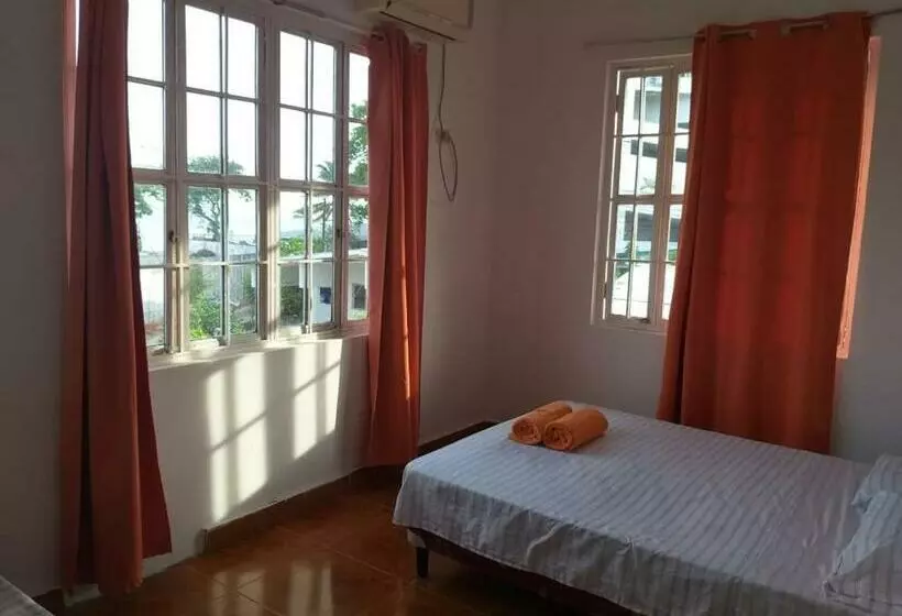 Majatalo Kilian Beach House