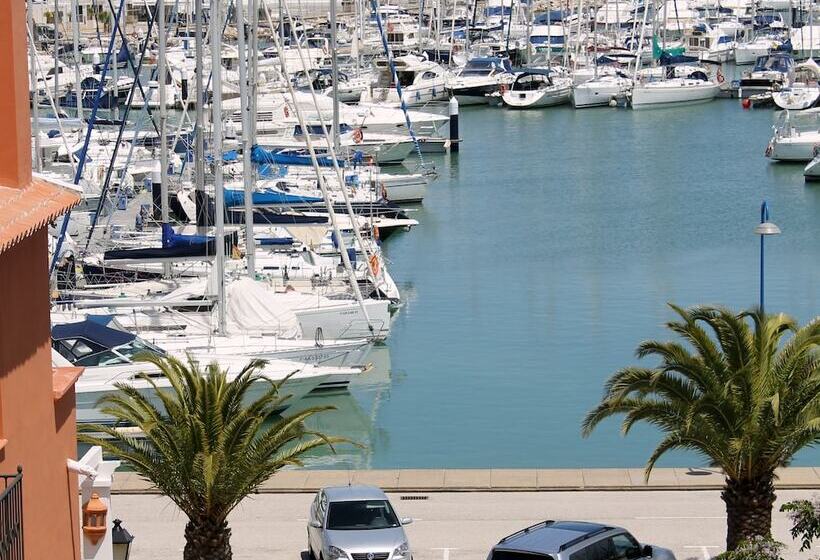 Apartamentos Puerto Sherry