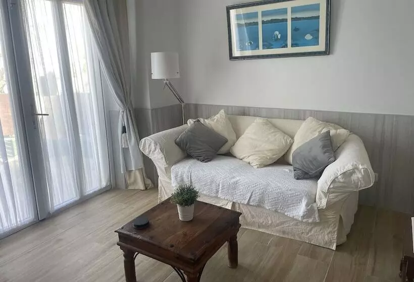 Apartamentos Puerto Sherry