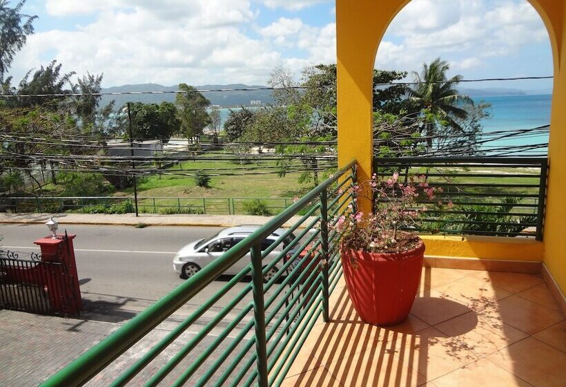 هتل Altamont West