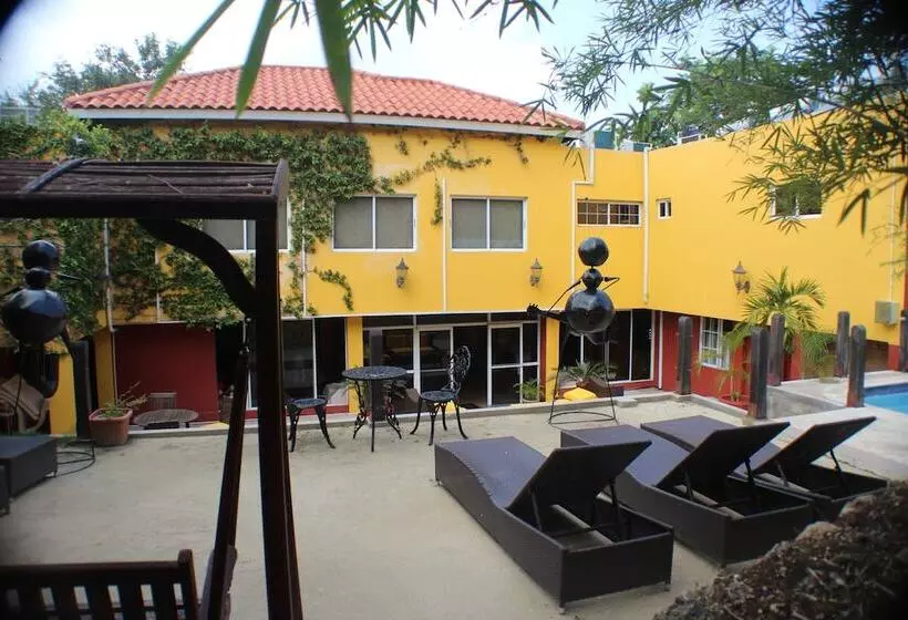 酒店 Altamont West