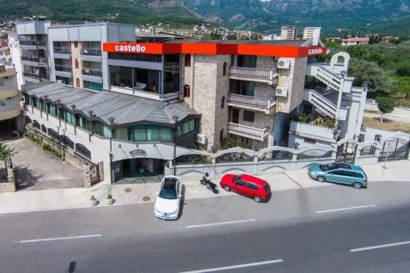 هتل Castello