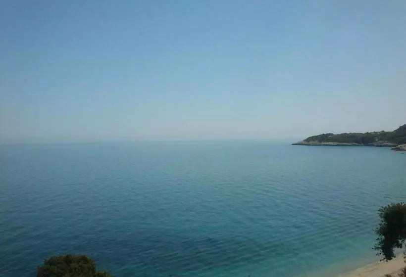 酒店 Karaoulanis Beach