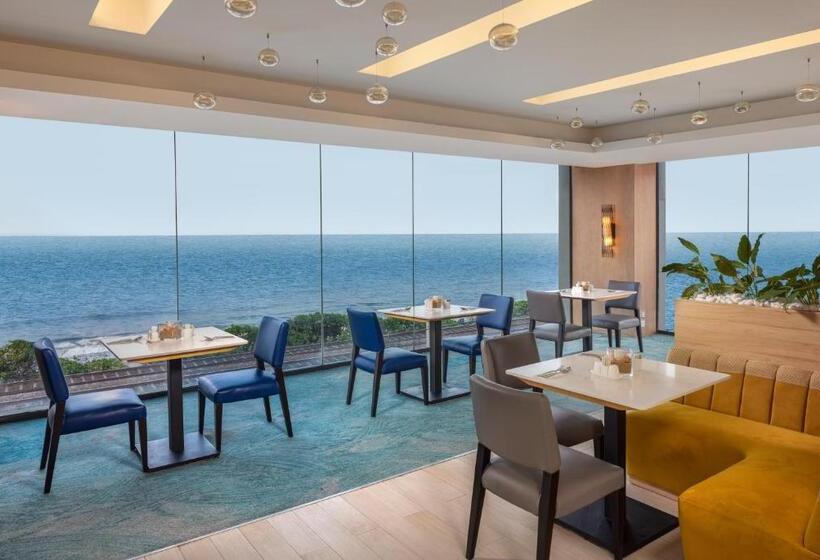 Radisson Hotel Colombo