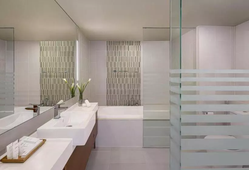 Radisson Hotel Colombo