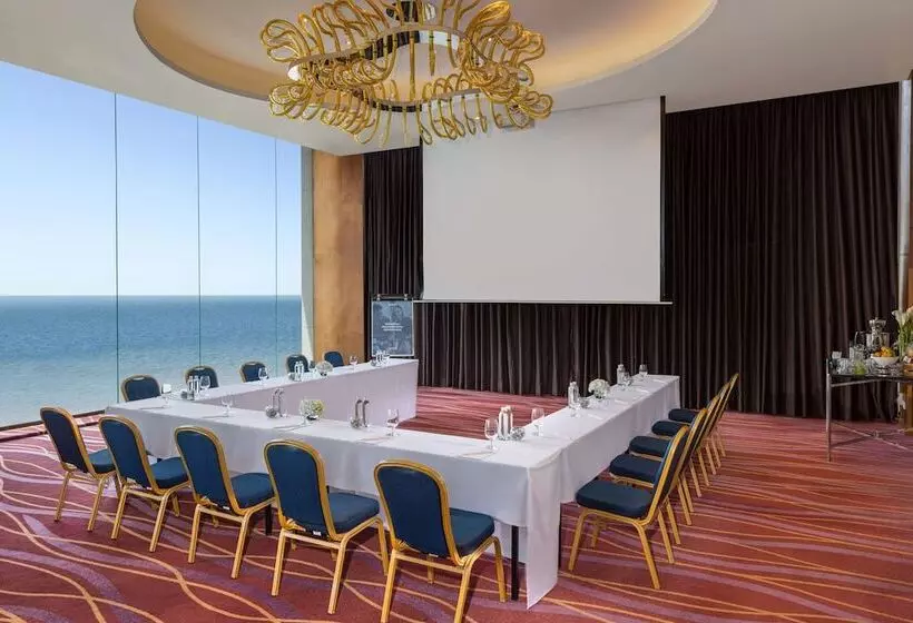 Radisson Hotel Colombo