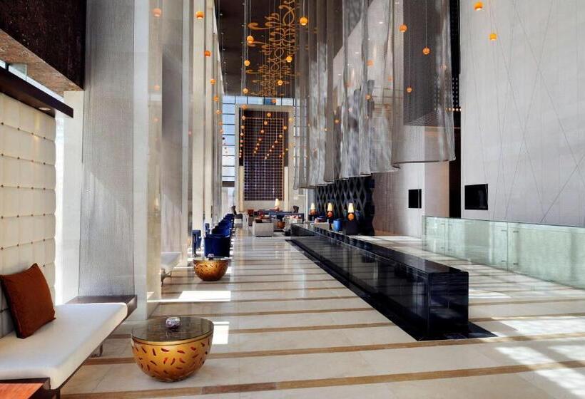 Отель Southern Sun Abu Dhabi