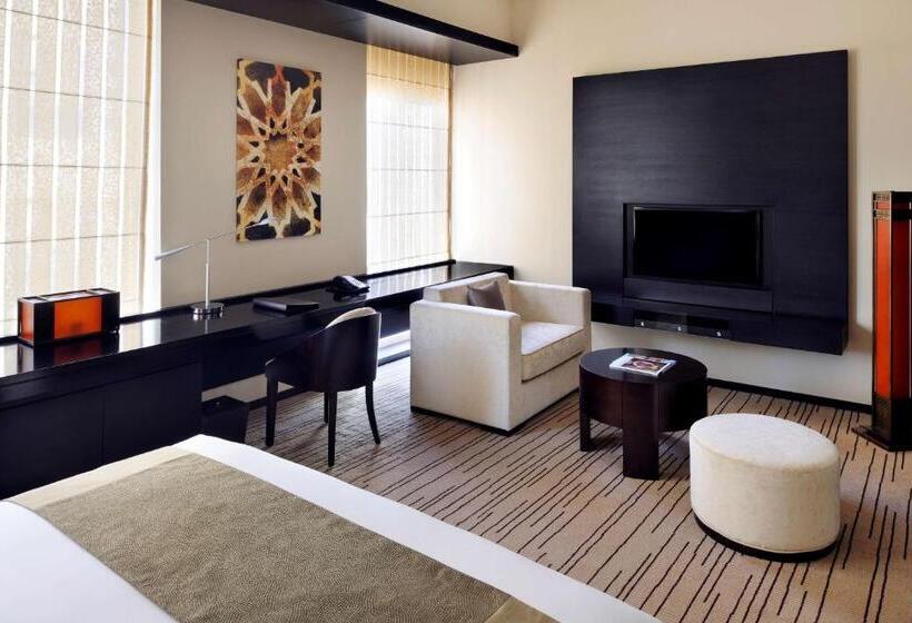 Отель Southern Sun Abu Dhabi