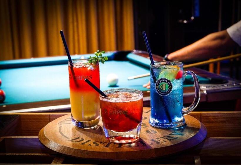 Отель Southern Sun Abu Dhabi