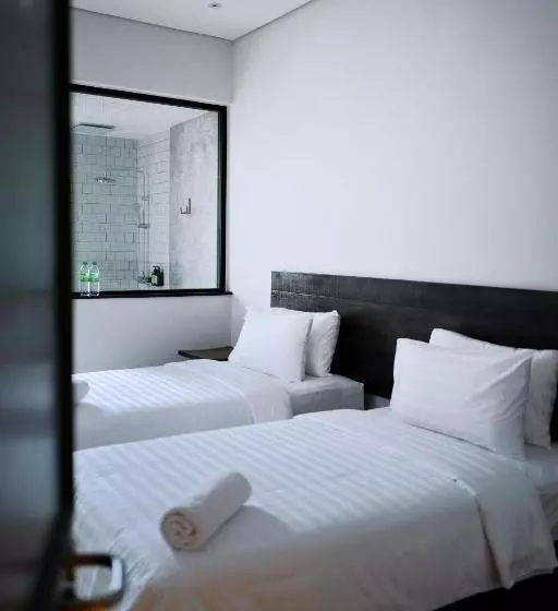 Tune Hotel Klia Klia2