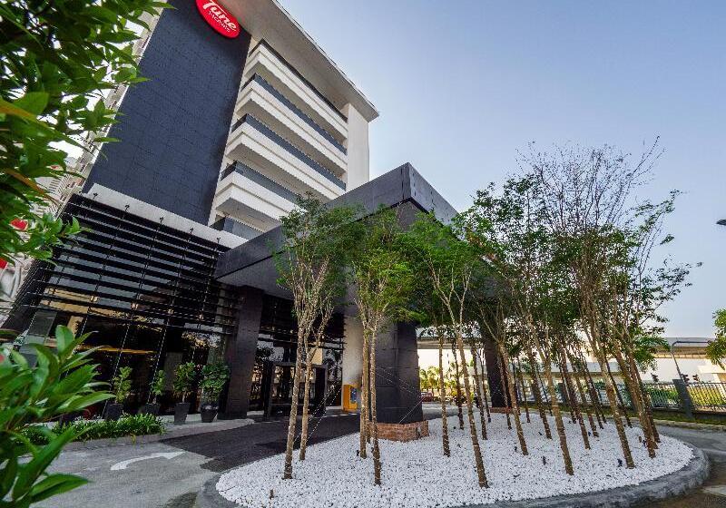 Tune Hotel Klia   Klia2