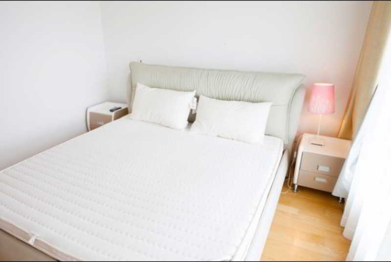 Yopark Serviced Apartment8 Park Avenue