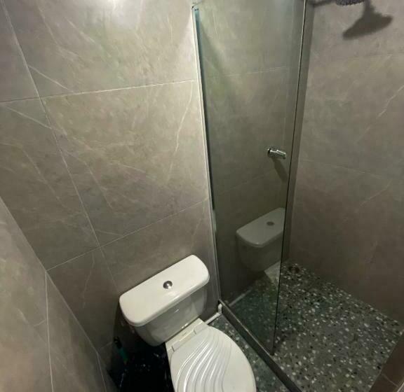 مبيت وإفطار Room Isla Colón