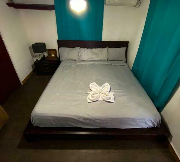 مبيت وإفطار Room Isla Colón