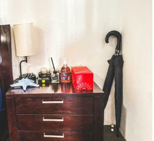 مبيت وإفطار Room Isla Colón