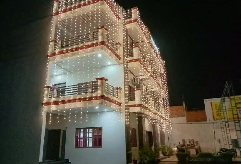 Hotelli Kushmanda Greens