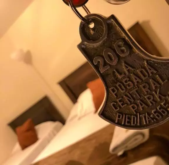 Hotelli La Posada Central