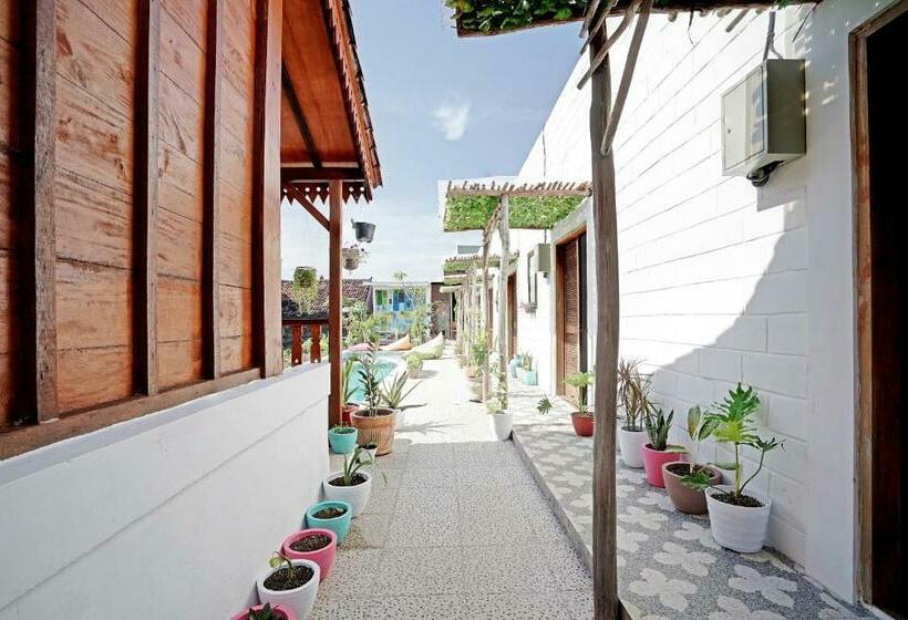 호텔 Oyo 90855 Teras Keong Canggu