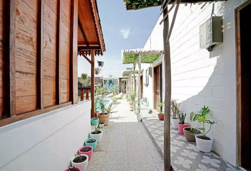 ホテル Oyo 90855 Teras Keong Canggu