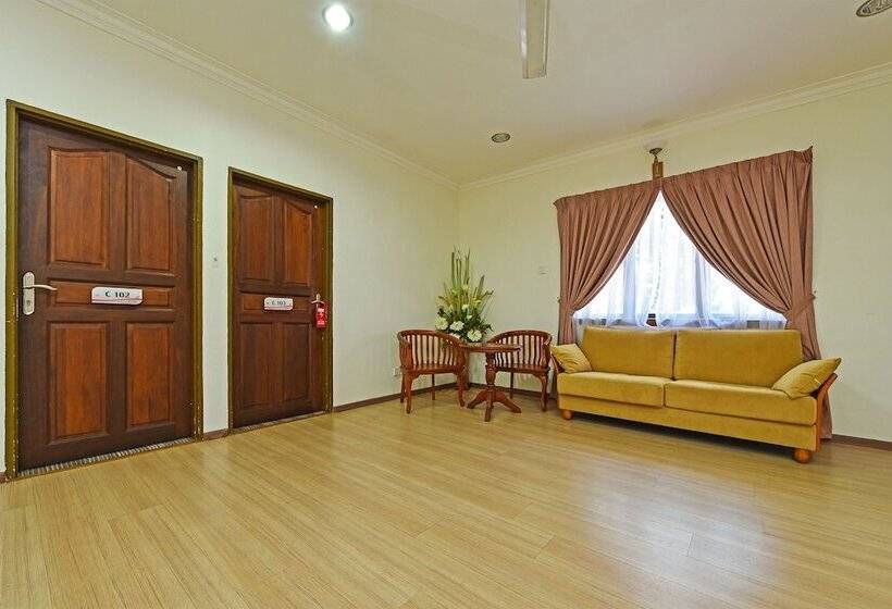 בית מלון כפרי Super Capital O 90434 Marmoris House