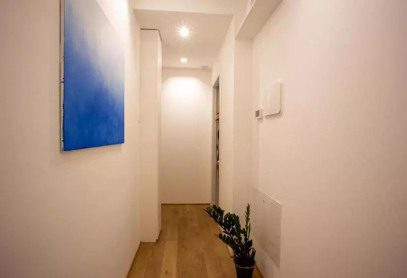 پانسیون Bamboo Milano Sinatra