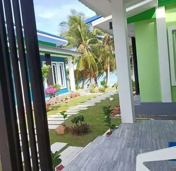 Majatalo Coco Sea Bangpo Resort