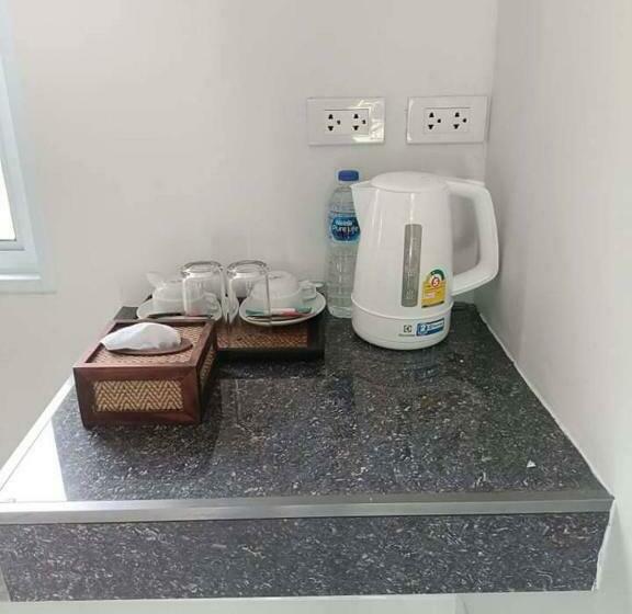 Pensão Coco Sea Bangpo Resort