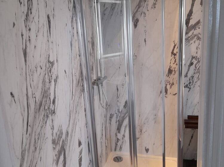 Nocleg ze śniadaniem The Boshaw Trout