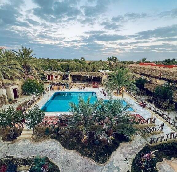 هتل Aghurmi Siwa Ecolodge & Salt Cave