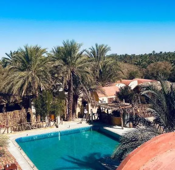 هتل Aghurmi Siwa Ecolodge & Salt Cave