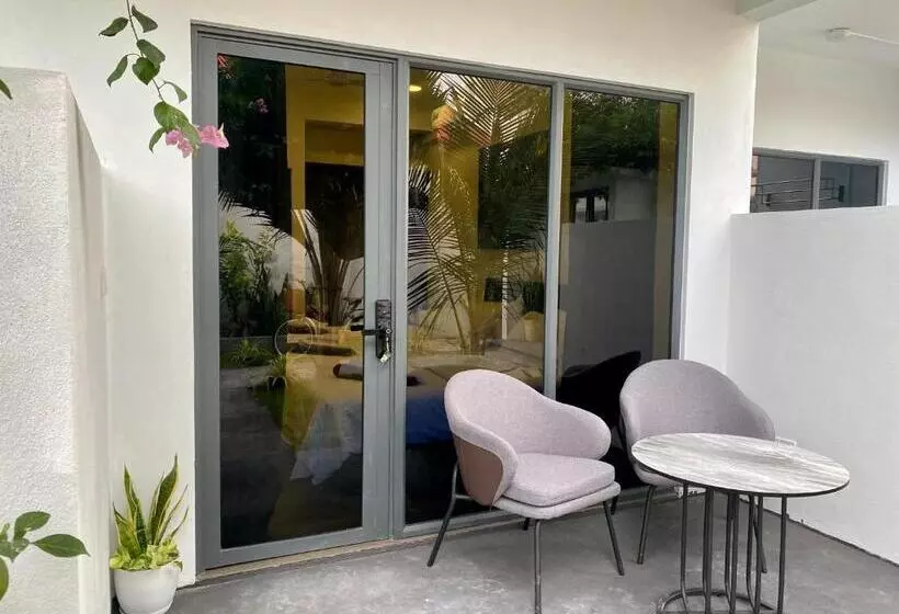 هتل Chillax Thoddoo