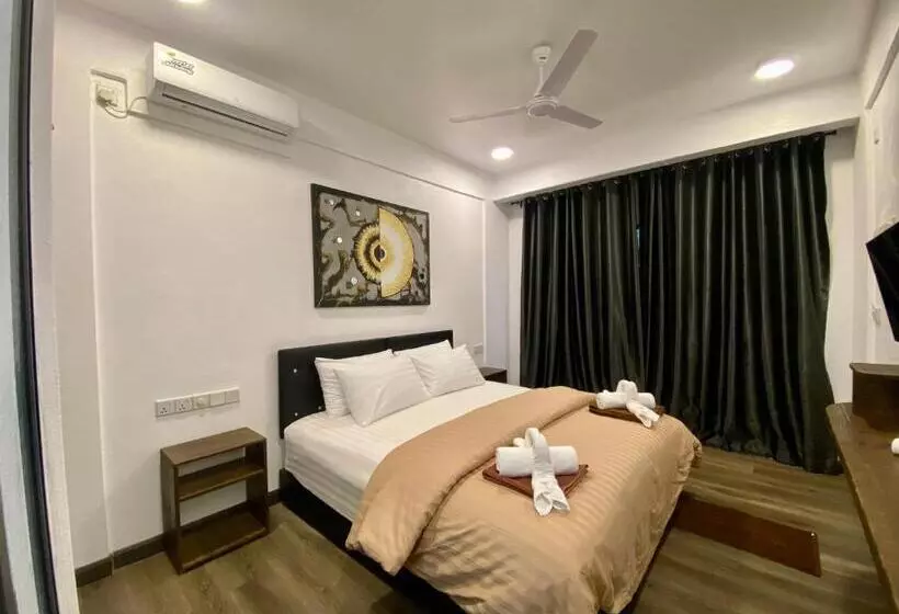 هتل Chillax Thoddoo