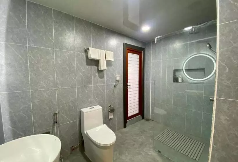 هتل Chillax Thoddoo