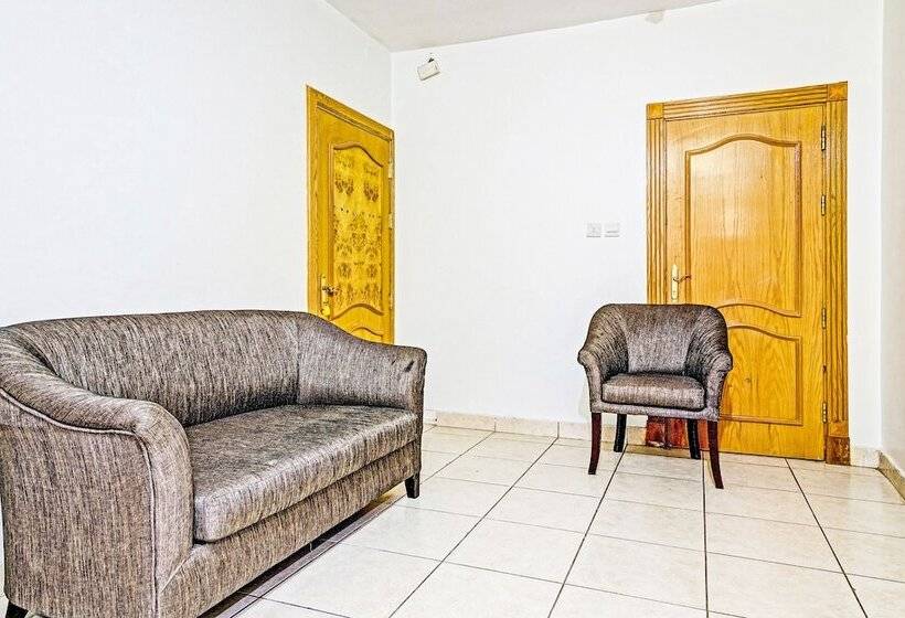 Hôtel Oyo 600 Alhamra For Residential Units