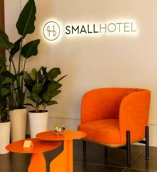Hotel Small