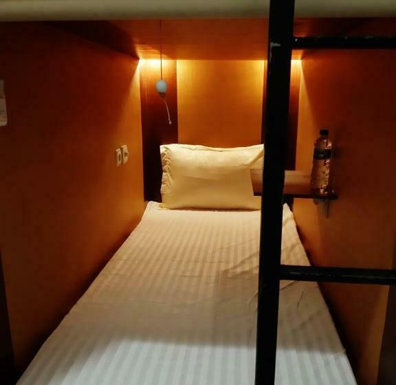 캡슐 호텔 Salsabila Sweet Home & Capsule Syariah