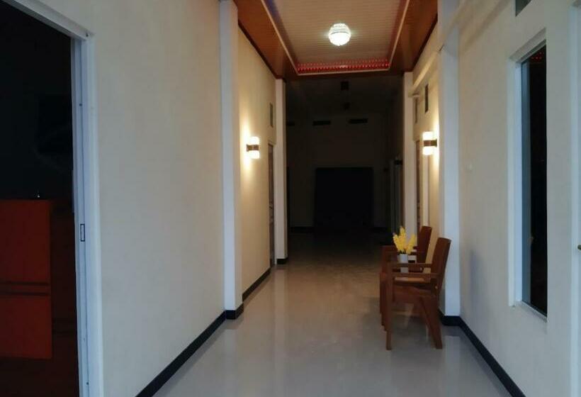 캡슐 호텔 Salsabila Sweet Home & Capsule Syariah